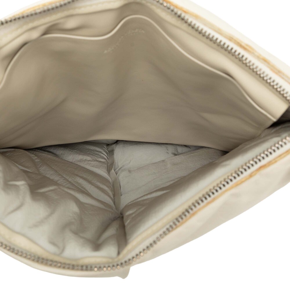 Pre-Loved Bottega Veneta Nappa Maxi Intrecciato Padded Square Wristlet Pouch - Picture 4 of 6